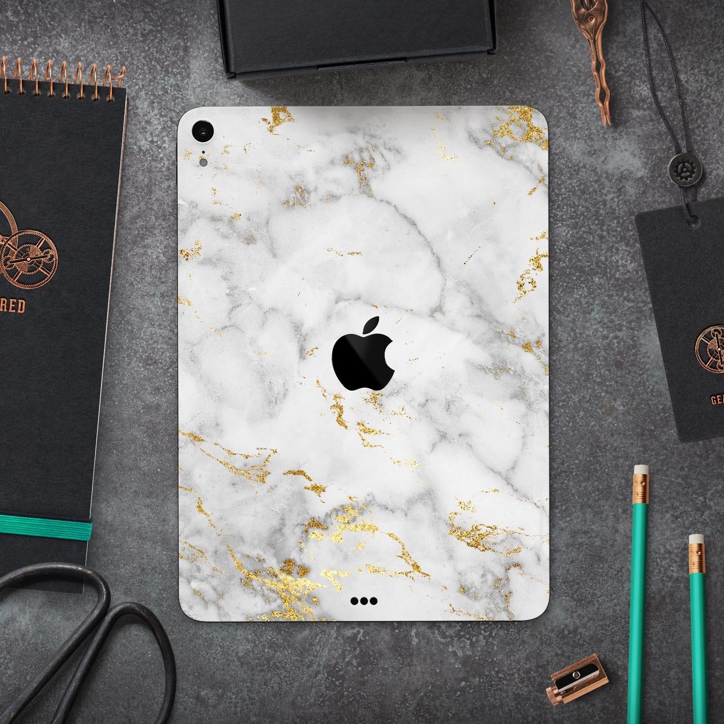 Marble & Digital Gold Foil V3 - Full Body Skin Decal for the Apple